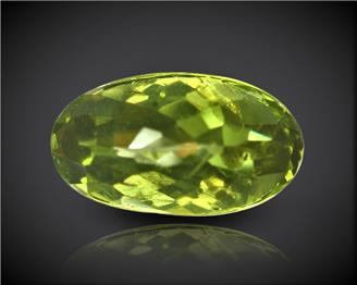 Natural Peridot Certified 5.19 CTS (9527)